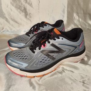 New Balance 860 V8 Women's Size 8.5